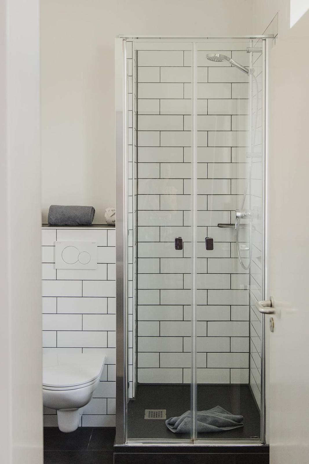 Fruehstueckshotel Fuerstenwerth ヴィルヘルムスハーフェン エクステリア 写真