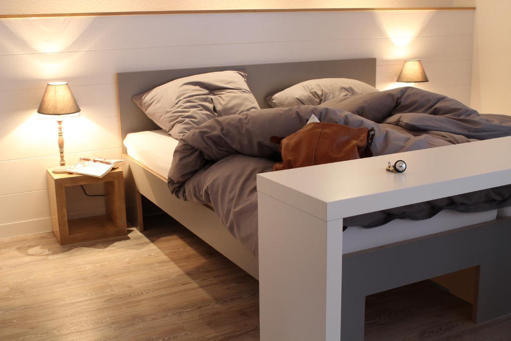 Fruehstueckshotel Fuerstenwerth ヴィルヘルムスハーフェン 部屋 写真