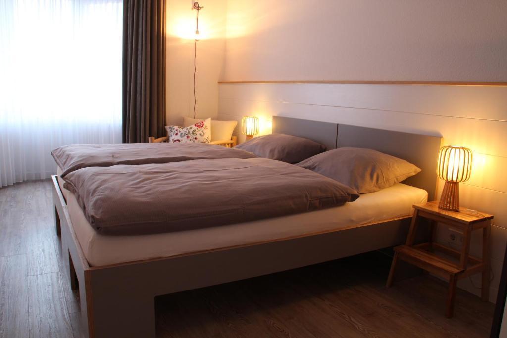 Fruehstueckshotel Fuerstenwerth ヴィルヘルムスハーフェン 部屋 写真
